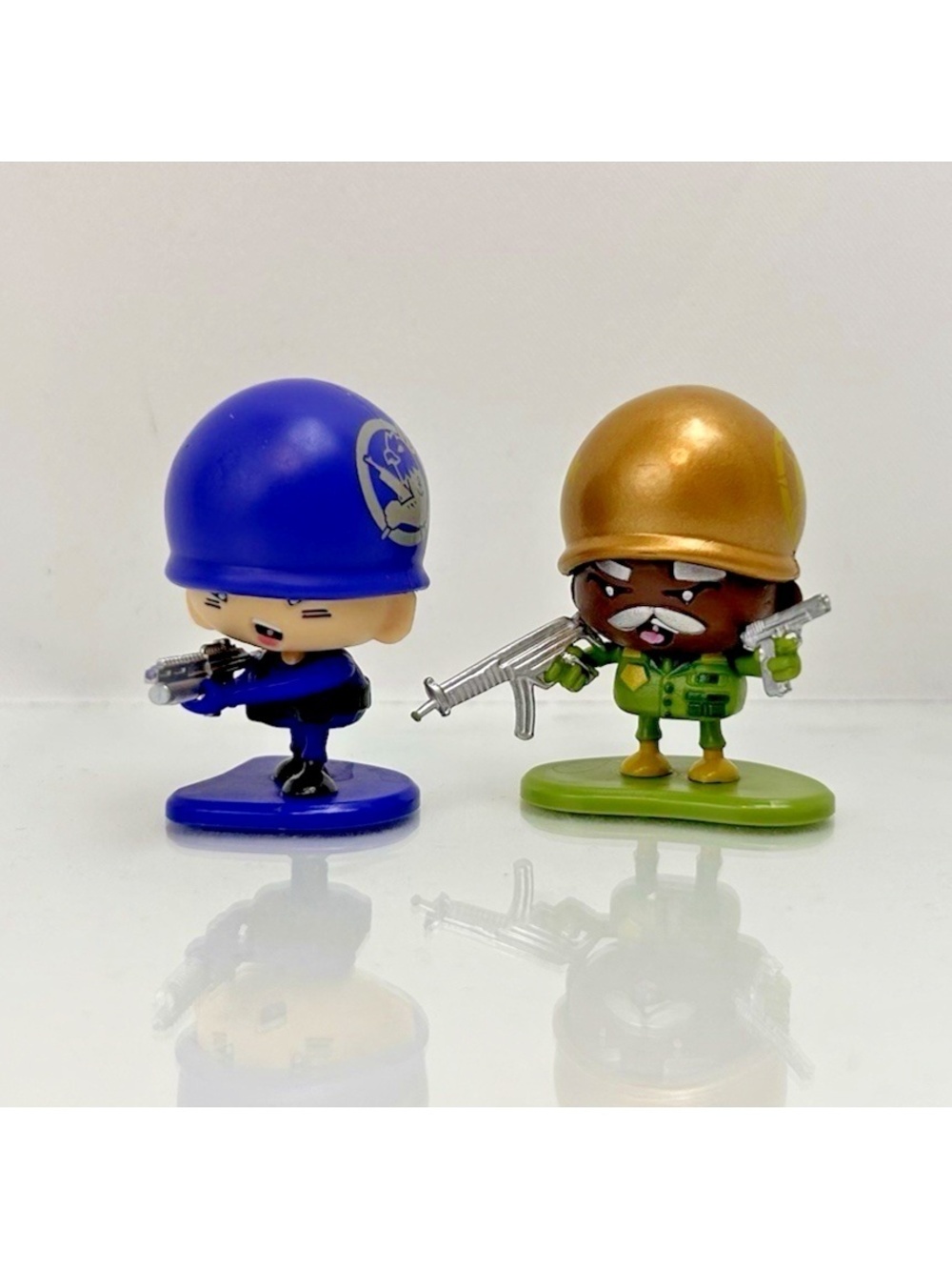 MGA Awesome Little Green Men General Pain Special Gold Helmet & Private Porkchop
